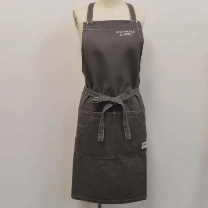 オリジナル制服製作実績 ネームゴ刺繍 /20220506_アールペイザンワイナリー様/飲食店サービス制服ユニフォームナイスユニ
