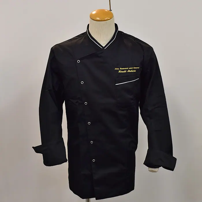 オリジナル制服製作実績 ネームゴ刺繍 /Mカンパニー様/飲食店サービス制服ユニフォームナイスユニ
