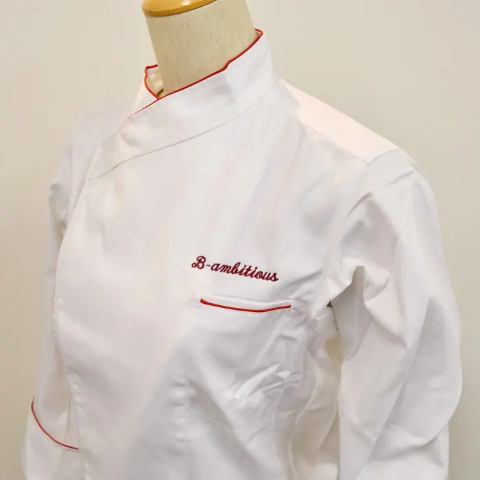 オリジナル制服製作実績 ネームゴ刺繍 /B-ambitious様/飲食店サービス制服ユニフォームナイスユニ