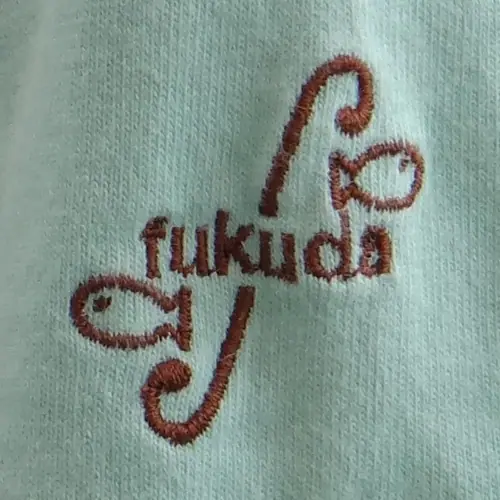 オリジナル制服製作実績 ロゴ刺繍 /フクダ食品様/飲食店サービス制服ユニフォームナイスユニ