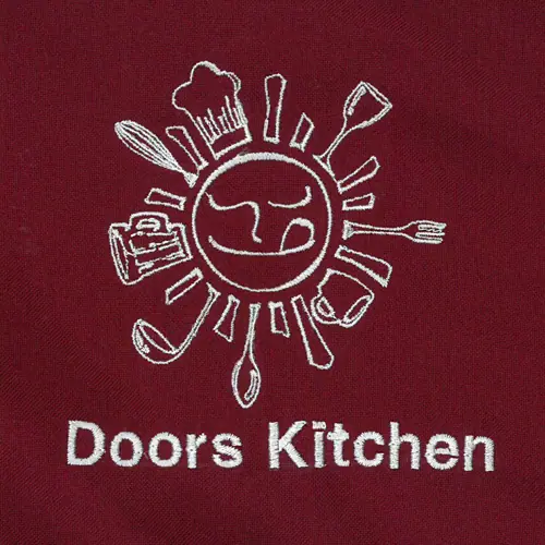 オリジナル制服製作実績 ロゴ刺繍 /Doors Kitchen様/飲食店サービス制服ユニフォームナイスユニ