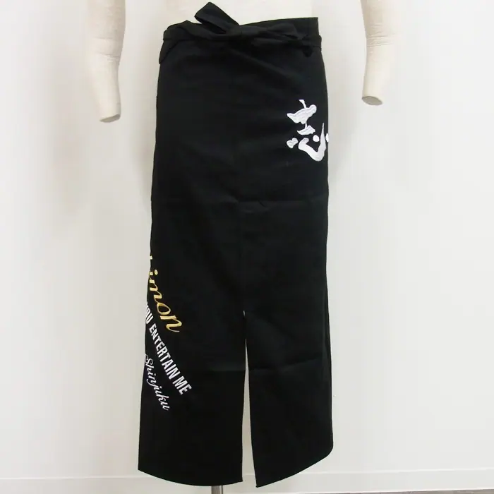 オリジナル制服製作実績 ロゴ刺繍 /Bee天神様/飲食店サービス制服ユニフォームナイスユニ