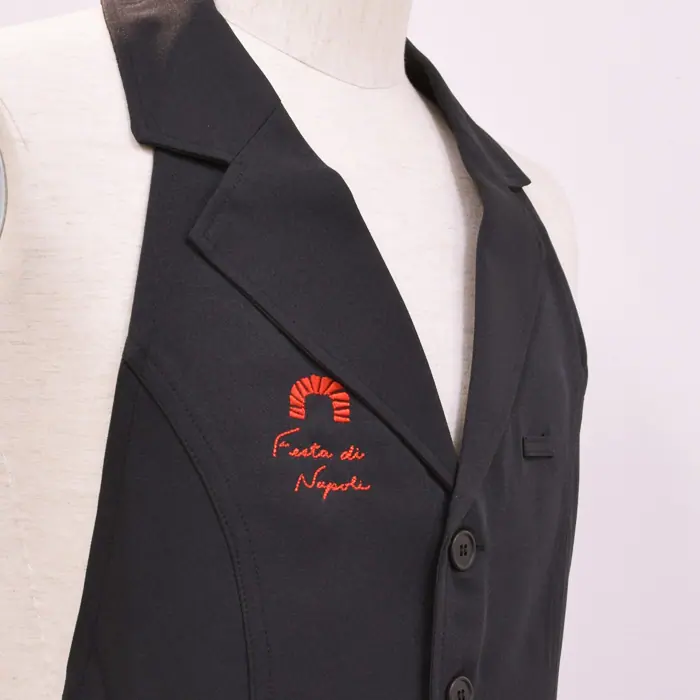 オリジナル制服製作実績 ロゴ刺繍 /株式会社 シェフの友 様/飲食店サービス制服ユニフォームナイスユニ