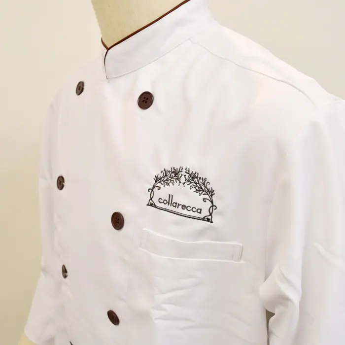 オリジナル制服製作実績 ロゴ刺繍 /コラレッカ様/飲食店サービス制服ユニフォームナイスユニ