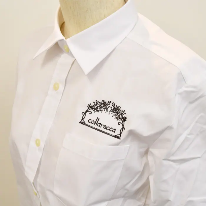オリジナル制服製作実績 ロゴ刺繍 /コラレッカ様/飲食店サービス制服ユニフォームナイスユニ