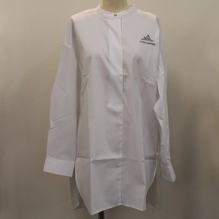 オリジナル制服製作実績 ロゴ刺繍 /02210706_JUNE COFFEE様/飲食店サービス制服ユニフォームナイスユニ