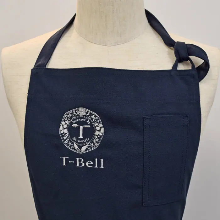 オリジナル制服製作実績 ロゴ刺繍 /レベルフォーデザイン様/飲食店サービス制服ユニフォームナイスユニ