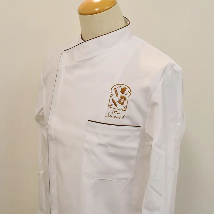 オリジナル制服製作実績 ロゴ刺繍 /ぱんsatori様/飲食店サービス制服ユニフォームナイスユニ