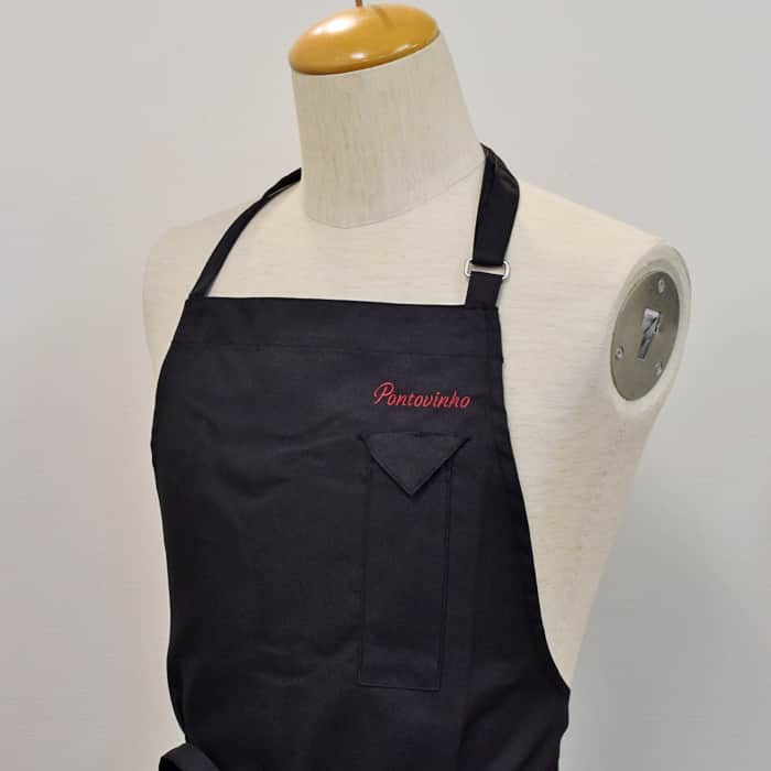 オリジナル制服製作実績 ロゴ刺繍 /木下インターショナル様/飲食店サービス制服ユニフォームナイスユニ