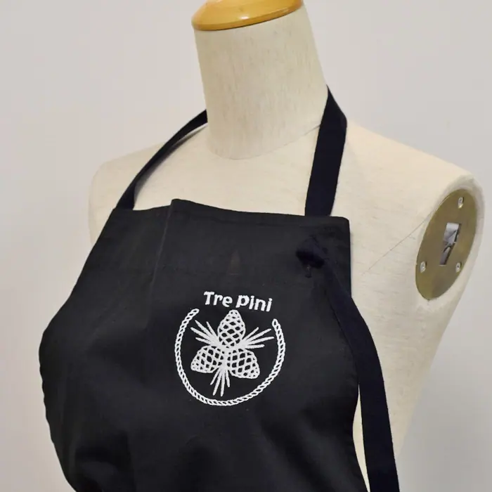 オリジナル制服製作実績 ロゴ刺繍 /KOBAYASHI様/飲食店サービス制服ユニフォームナイスユニ