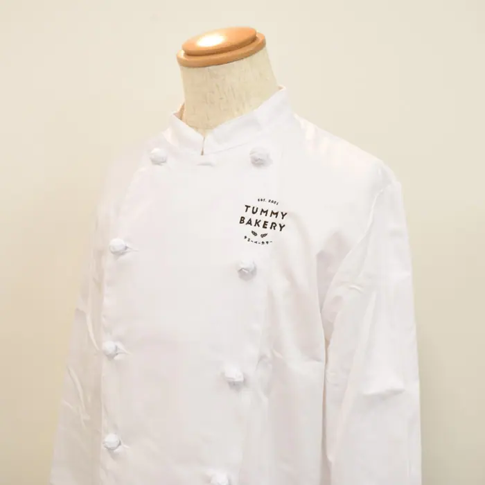 オリジナル制服製作実績 ロゴ刺繍 /2021/8/18 タミーベーカリー様/飲食店サービス制服ユニフォームナイスユニ