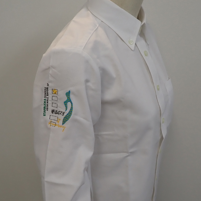 オリジナル制服製作実績 ロゴ刺繍 /20250911_スターバックスコーヒーイオンモール名取1階店様/　飲食店サービス制服ユニフォームナイスユニ