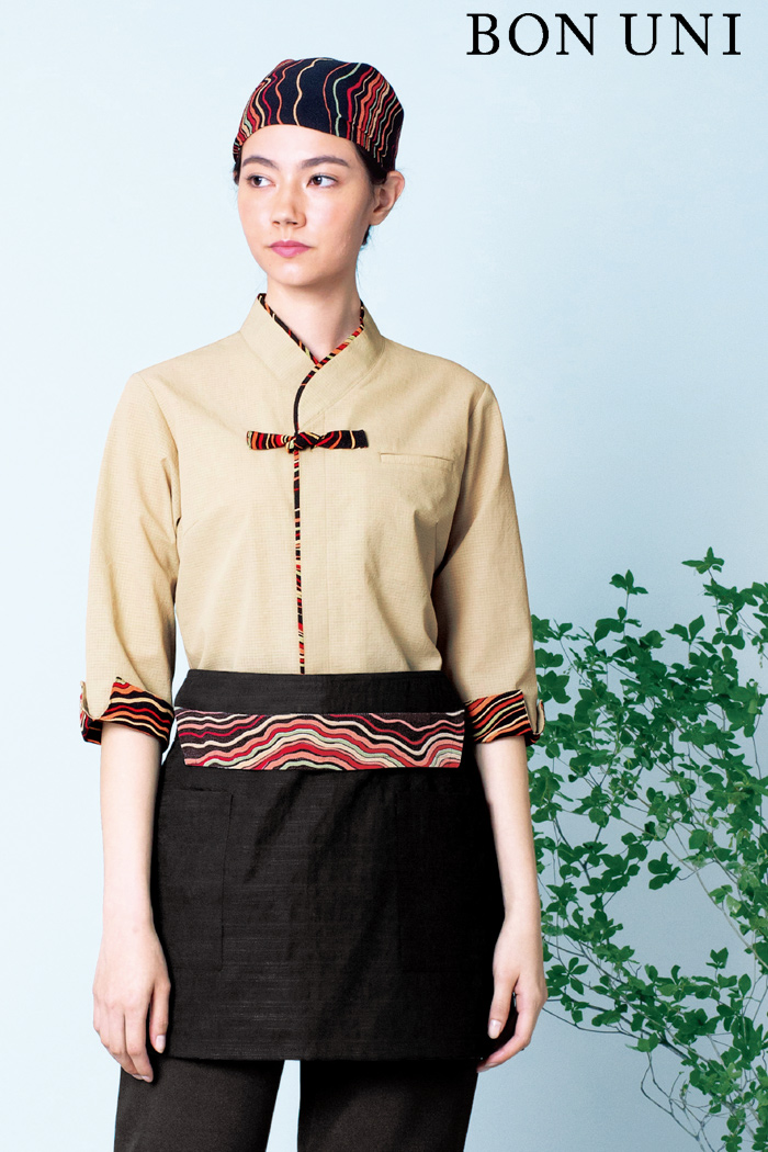 和食店×和モダン×ベージュ和柄シャツで和コーディネート