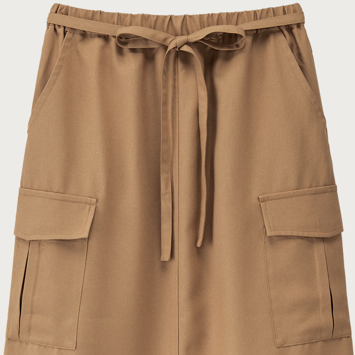 エプロンスカート[2色]女性用　スカート感覚で着用できる　スペック