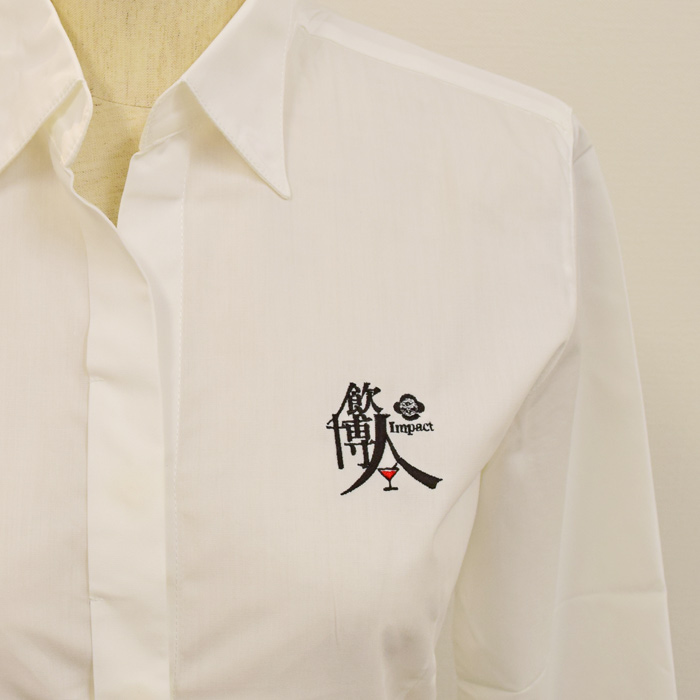 飲食店サービス制服刺繍実績　シーエーコーポレーション様(シャツ  ロゴ刺繍)