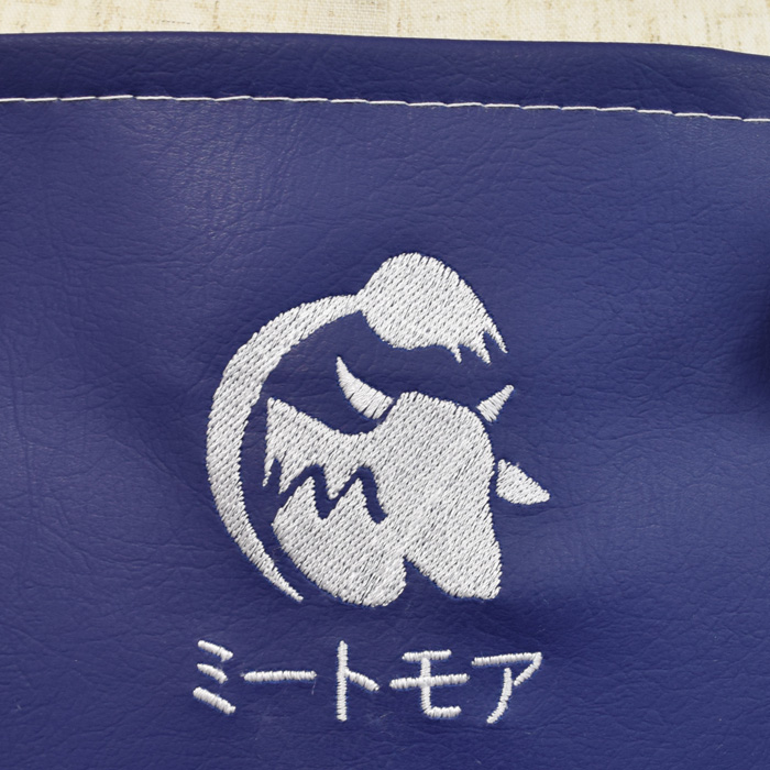 飲食店サービス制服刺繍実績　株式会社ＯＤＥＮ様(胸付エプロン　ロゴ刺繍)
